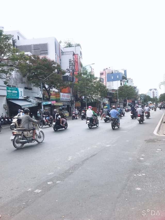 Bán nhà mặt tiền Hòa Bình Quận 11, TP.HCM – giá 140 tỷ
