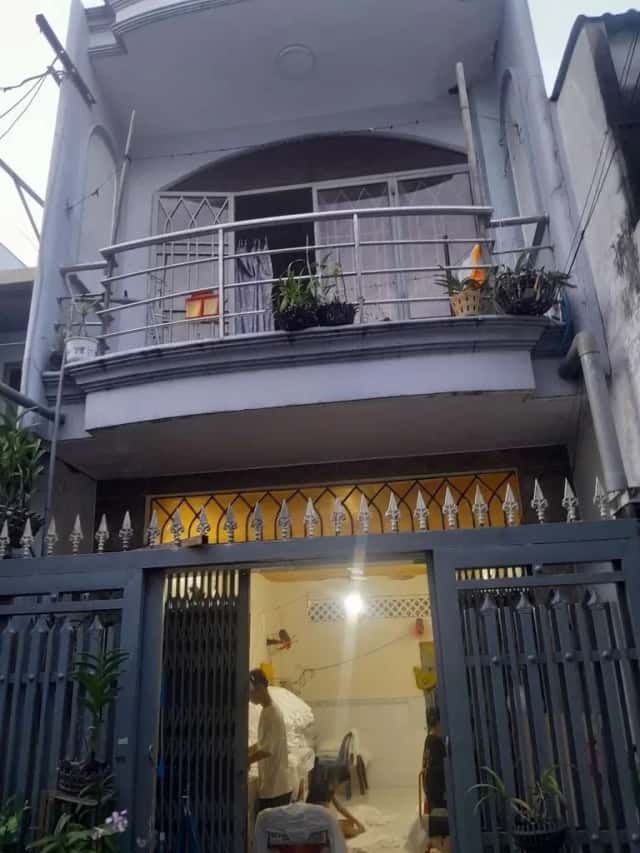 Bán nhà hẻm Đường Huỳnh Văn Chính Quận Tân Phú, TP.HCM – 2 phòng ngủ, giá 4.1 tỷ