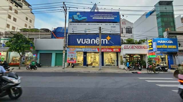 Bán nhà mặt tiền Cách Mạng Tháng Tám Quận Tân Bình, TP.HCM – giá 90 tỷ