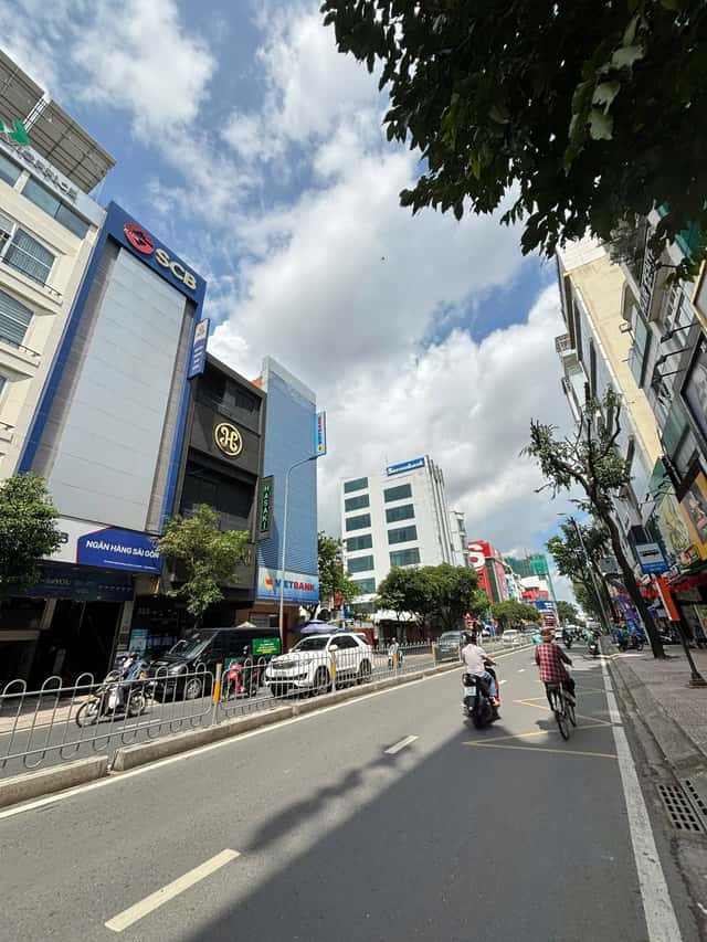 Bán nhà mặt tiền Khánh Hội Quận 4, TP.HCM – giá 55 tỷ Bán nhà mặt tiền Khánh Hội Quận 4, TP.HCM – giá 55 tỷ