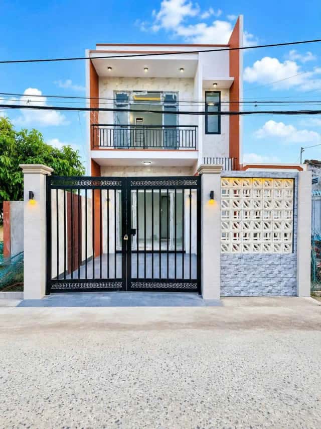 Bán nhà mặt tiền khu vực Bình Trung  Quận Bình Thuỷ, TP. Cần Thơ – 3 phòng ngủ, giá 2.4 tỷ