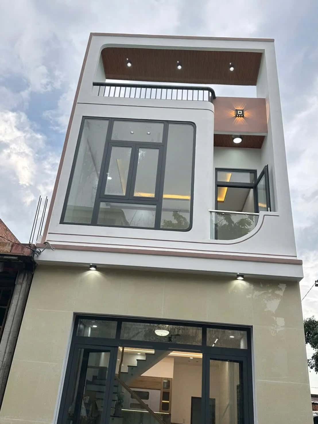 Bán nhà mặt tiền Nguyễn Thị Tồn  Thành phố Biên Hòa, Đồng Nai – 3 phòng ngủ, giá 3.6 tỷ