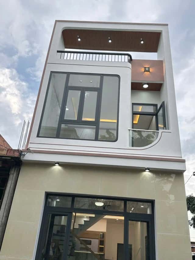Bán nhà mặt tiền Nguyễn Thị Tồn Thành phố Biên Hòa, Đồng Nai – 3 phòng ngủ, giá 3.6 tỷ Bán nhà mặt tiền Nguyễn Thị Tồn Thành phố Biên Hòa, Đồng Nai – 3 phòng ngủ, giá 3.6 tỷ