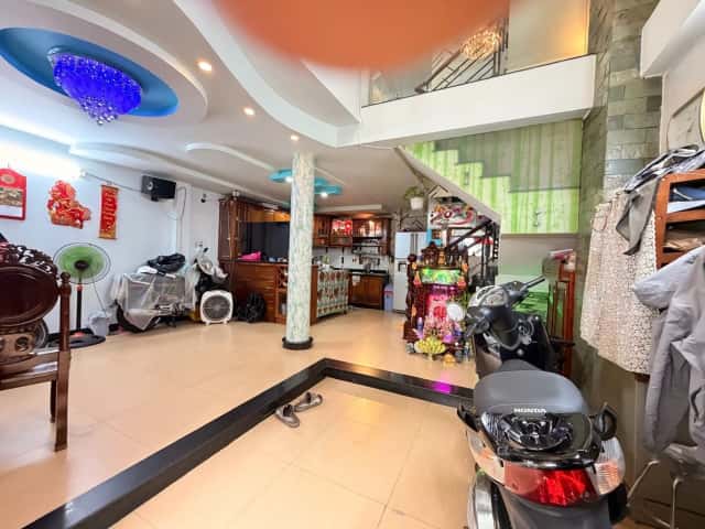 Bán nhà hẻm Sư Vạn Hạnh Quận 10, TP.HCM – 6 phòng ngủ, giá 9.7 tỷ