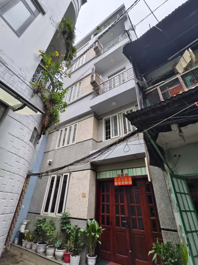 Bán nhà hẻm Sư Vạn Hạnh Quận 10, TP.HCM – 6 phòng ngủ, giá 9.7 tỷ