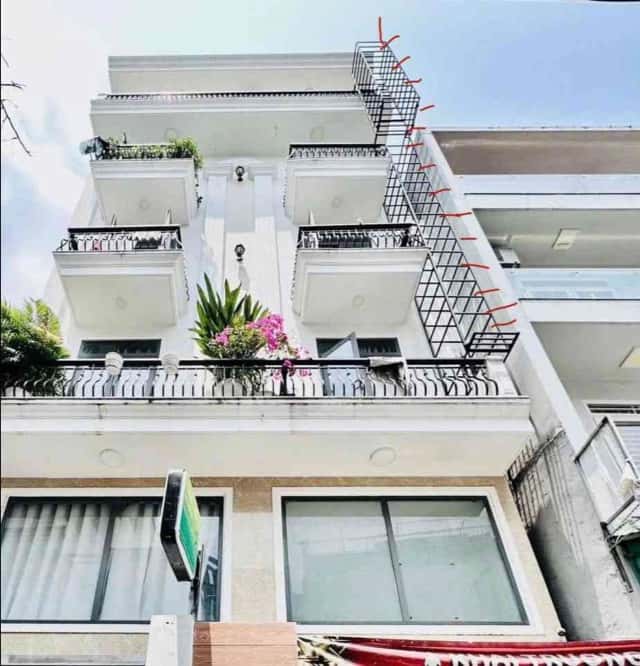Bán nhà mặt tiền Phó Đức Chính Quận Bình Thạnh, TP.HCM – 12 phòng ngủ, giá 21 tỷ
