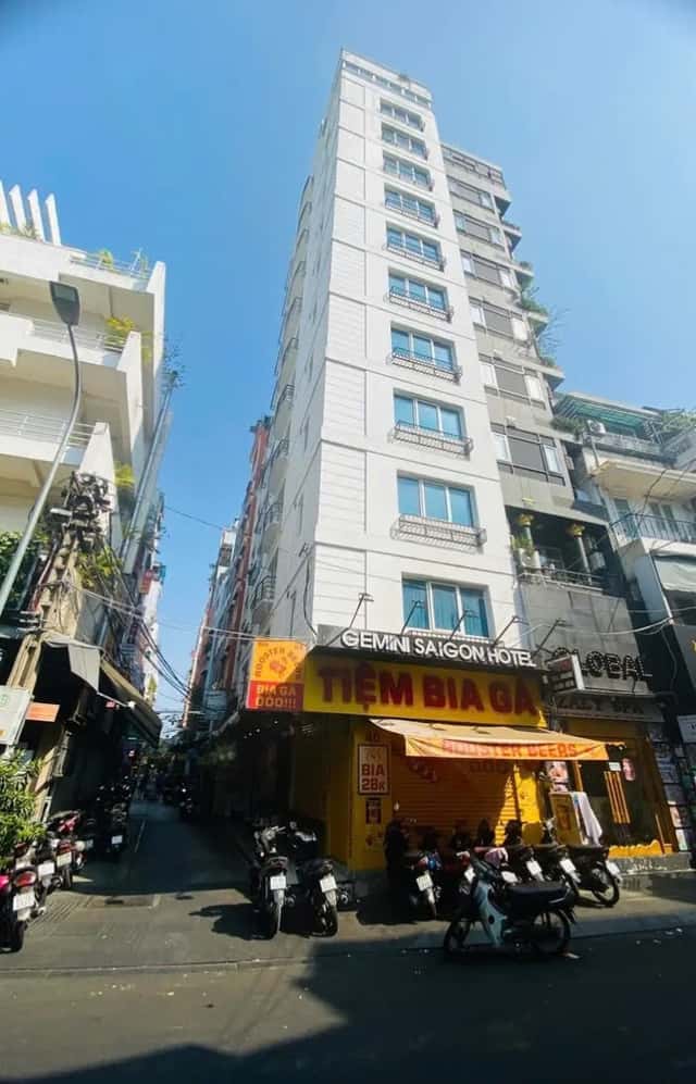 Bán nhà mặt tiền Bùi Viện Quận 1, TP.HCM – 24 phòng ngủ, giá 80 tỷ