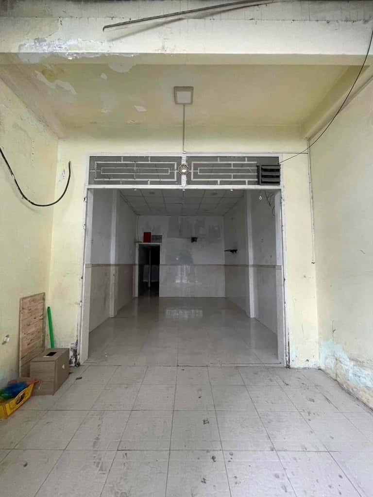 Bán nhà hẻm 1007/77/7 Lạc Long Quân Quận Tân Bình, TP.HCM – 2 phòng ngủ, giá 5.9 tỷ — Hình 2 Bán nhà hẻm 1007/77/7 Lạc Long Quân Quận Tân Bình, TP.HCM – 2 phòng ngủ, giá 5.9 tỷ — Hình 2