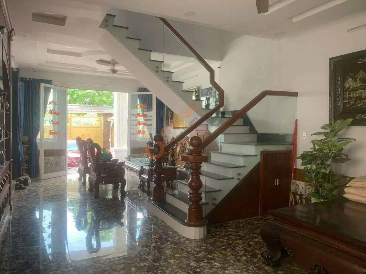 Bán nhà mặt tiền Đường 395 - Tân Thới Hiệp 21 Quận 12, TP.HCM – 3 phòng ngủ, giá 15 tỷ — Hình 2 Bán nhà mặt tiền Đường 395 - Tân Thới Hiệp 21 Quận 12, TP.HCM – 3 phòng ngủ, giá 15 tỷ — Hình 2