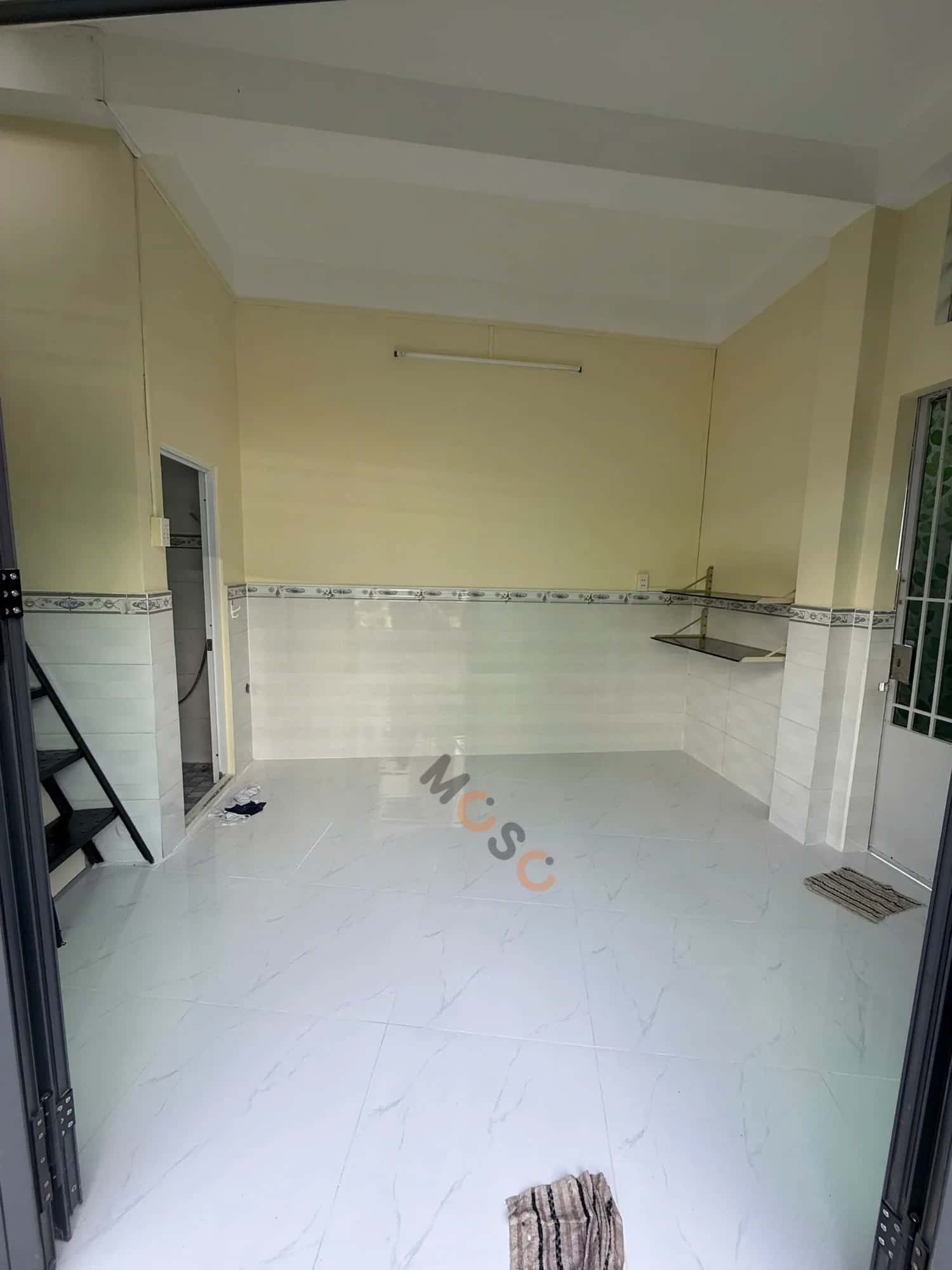 Bán nhà hẻm 549/19 Nguyễn Kiệm Quận Phú Nhuận, TP.HCM – 2 phòng ngủ, giá 1.7 tỷ — Hình 2