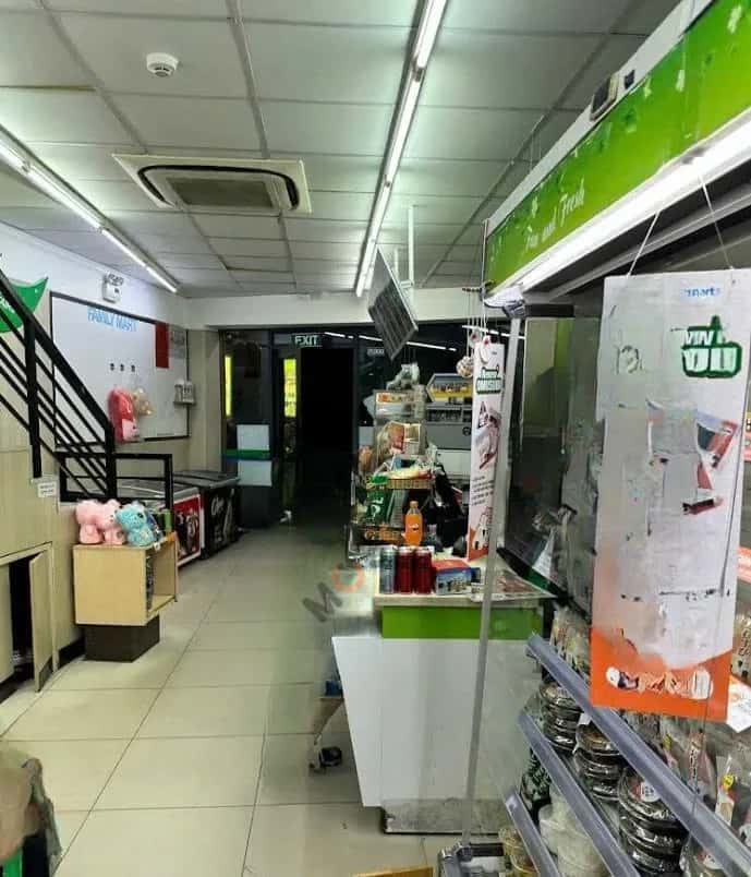 Bán nhà mặt tiền Lê Văn Sỹ Quận 3, TP.HCM – 2 phòng ngủ, giá 30 tỷ — Hình 3 Bán nhà mặt tiền Lê Văn Sỹ Quận 3, TP.HCM – 2 phòng ngủ, giá 30 tỷ — Hình 3