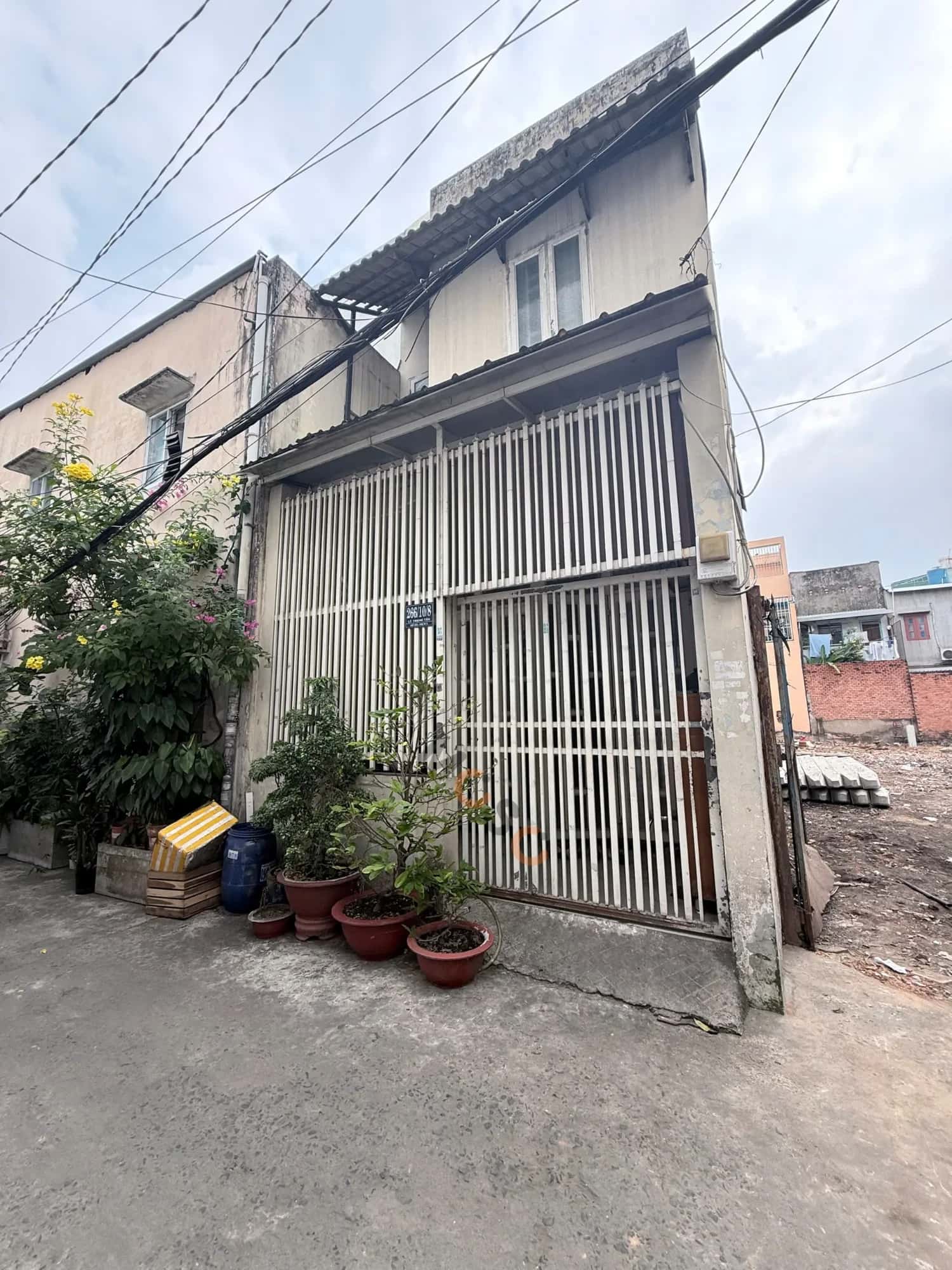 Bán nhà hẻm 266/10/8 Đường Lê Trọng Tấn Quận Tân Phú, TP.HCM – 3 phòng ngủ, giá 5.8 tỷ — Hình 3 Bán nhà hẻm 266/10/8 Đường Lê Trọng Tấn Quận Tân Phú, TP.HCM – 3 phòng ngủ, giá 5.8 tỷ — Hình 3