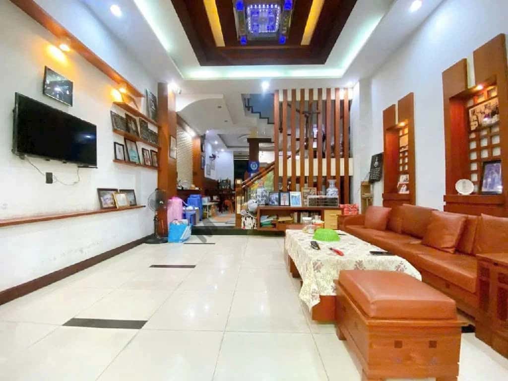 Bán nhà hẻm 42/3 Nguyễn Hữu Tiến Quận Tân Phú, TP.HCM – 3 phòng ngủ, giá 10.8 tỷ — Hình 2