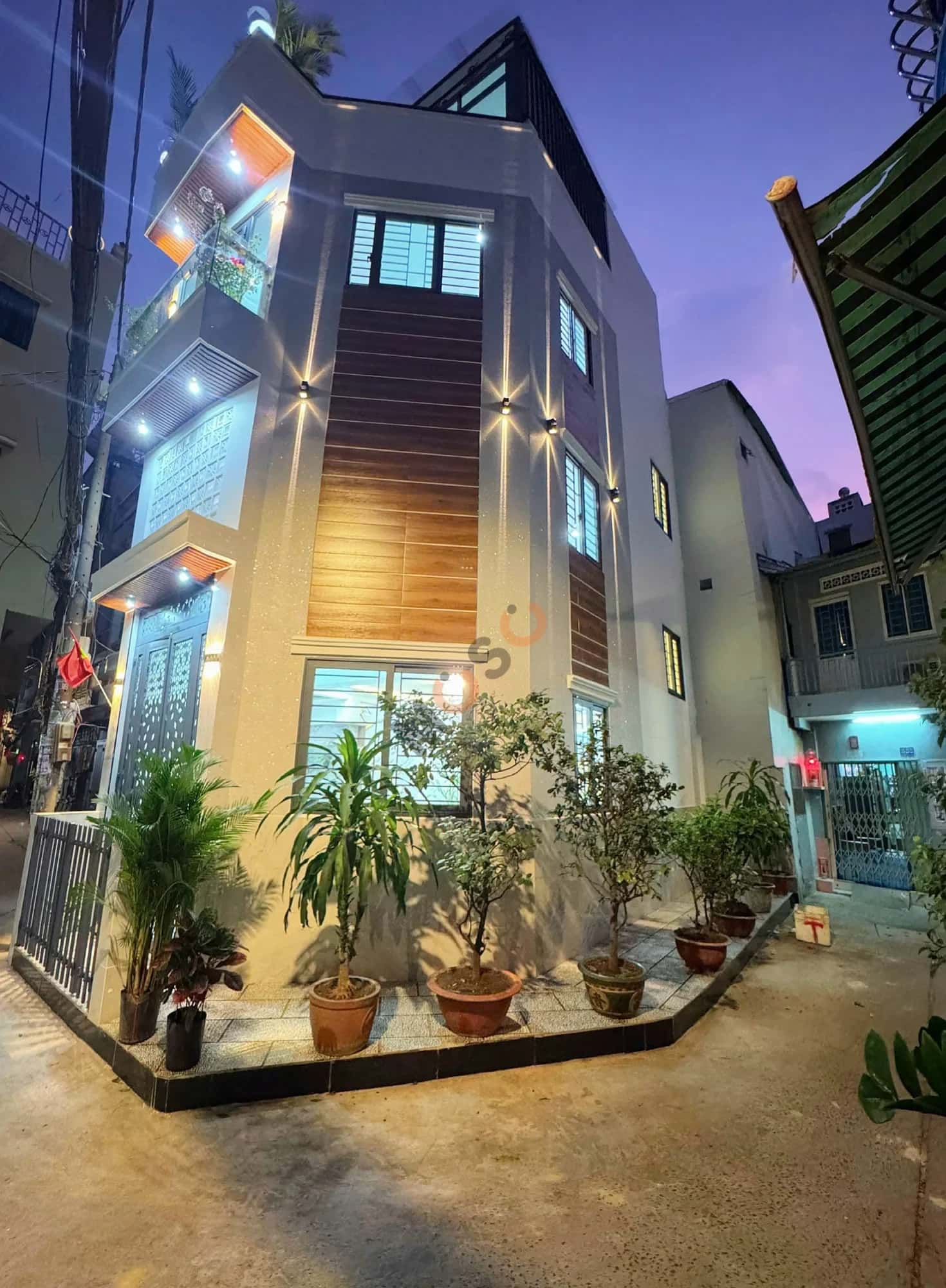 Bán nhà hẻm 26/19 Đường Xóm Đất Quận 11, TP.HCM – 3 phòng ngủ, giá 6.5 tỷ — Hình 2 Bán nhà hẻm 26/19 Đường Xóm Đất Quận 11, TP.HCM – 3 phòng ngủ, giá 6.5 tỷ — Hình 2