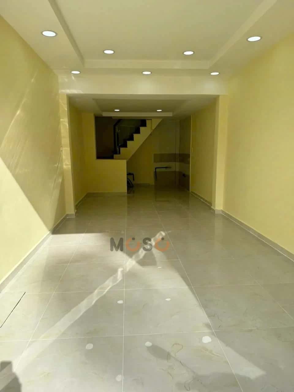 Bán nhà mặt tiền Đường Nguyễn Tri Phương Quận 10, TP.HCM – 4 phòng ngủ, giá 16.8 tỷ — Hình 2