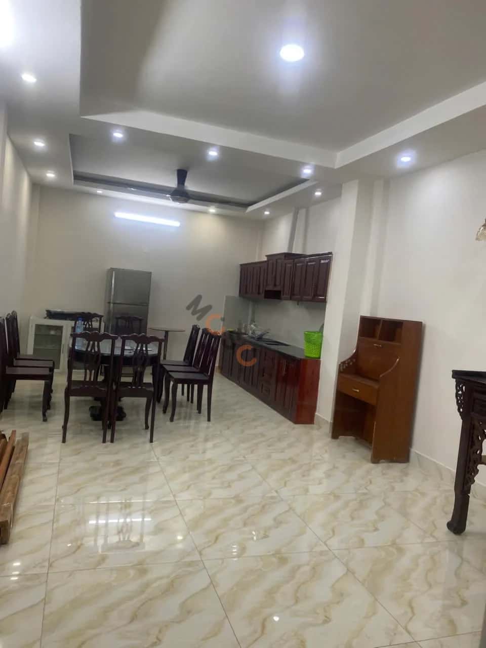 Bán nhà hẻm 554/26 Cộng Hòa Quận Tân Bình, TP.HCM – 8 phòng ngủ, giá 13.5 tỷ — Hình 2