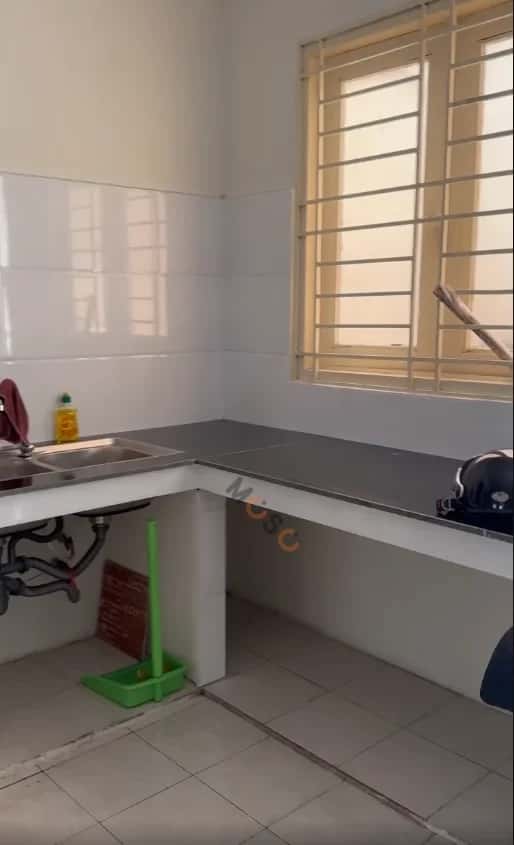 Bán căn hộ chung cư Căn 4.01 Chung cư 1332 Võ Văn Kiệt Quận 5, TP.HCM – 2 phòng ngủ, giá 2.5 tỷ — Hình 2