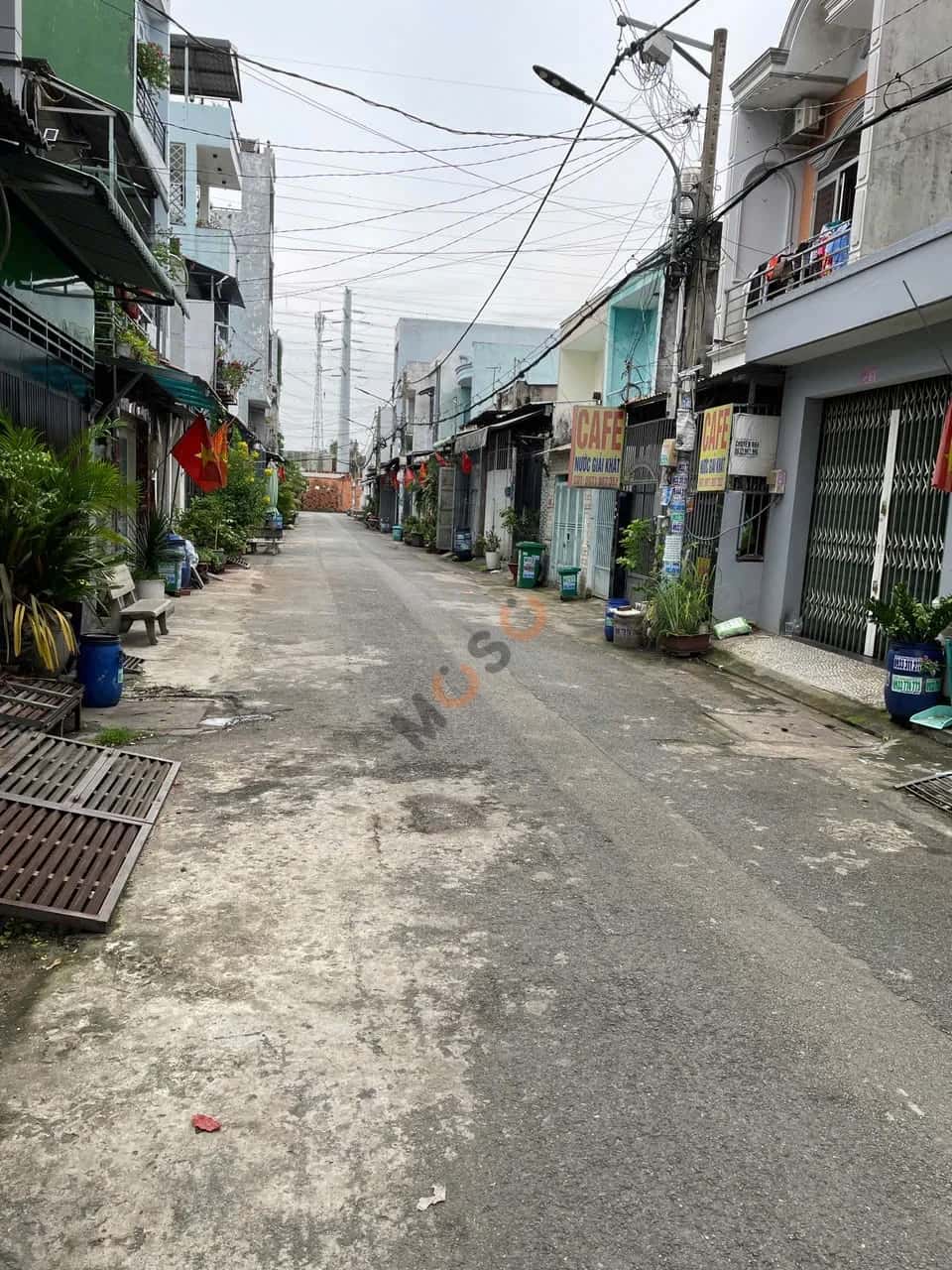 Bán nhà hẻm 330/8/13/33 Quốc lộ 1A Quận Bình Tân, TP.HCM – 4 phòng ngủ, giá 5.5 tỷ — Hình 2