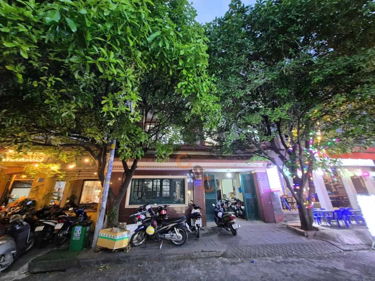 Bán nhà mặt tiền khu dân cư Miếu Nổi Quận Bình Thạnh, TP.HCM – 6 phòng ngủ, giá 35 tỷ — Hình 3 Bán nhà mặt tiền khu dân cư Miếu Nổi Quận Bình Thạnh, TP.HCM – 6 phòng ngủ, giá 35 tỷ — Hình 3