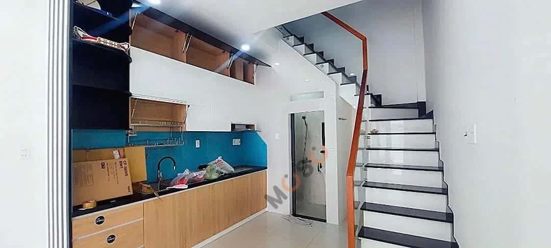 Bán nhà mặt tiền Đường Lạc Long Quân Quận Tân Bình, TP.HCM – 2 phòng ngủ, giá 6.1 tỷ — Hình 3 Bán nhà mặt tiền Đường Lạc Long Quân Quận Tân Bình, TP.HCM – 2 phòng ngủ, giá 6.1 tỷ — Hình 3