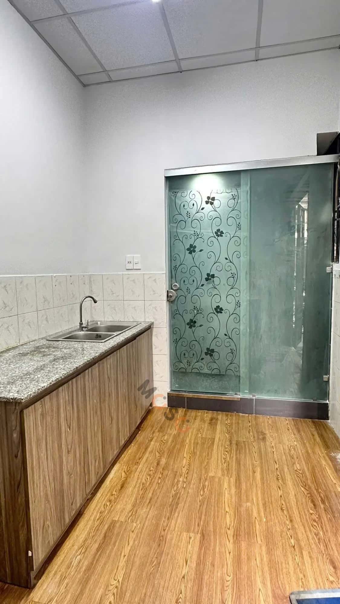 Bán nhà hẻm 20/24/1 Phạm Ngọc Quận Tân Phú, TP.HCM – 2 phòng ngủ, giá 2 tỷ — Hình 2 Bán nhà hẻm 20/24/1 Phạm Ngọc Quận Tân Phú, TP.HCM – 2 phòng ngủ, giá 2 tỷ — Hình 2