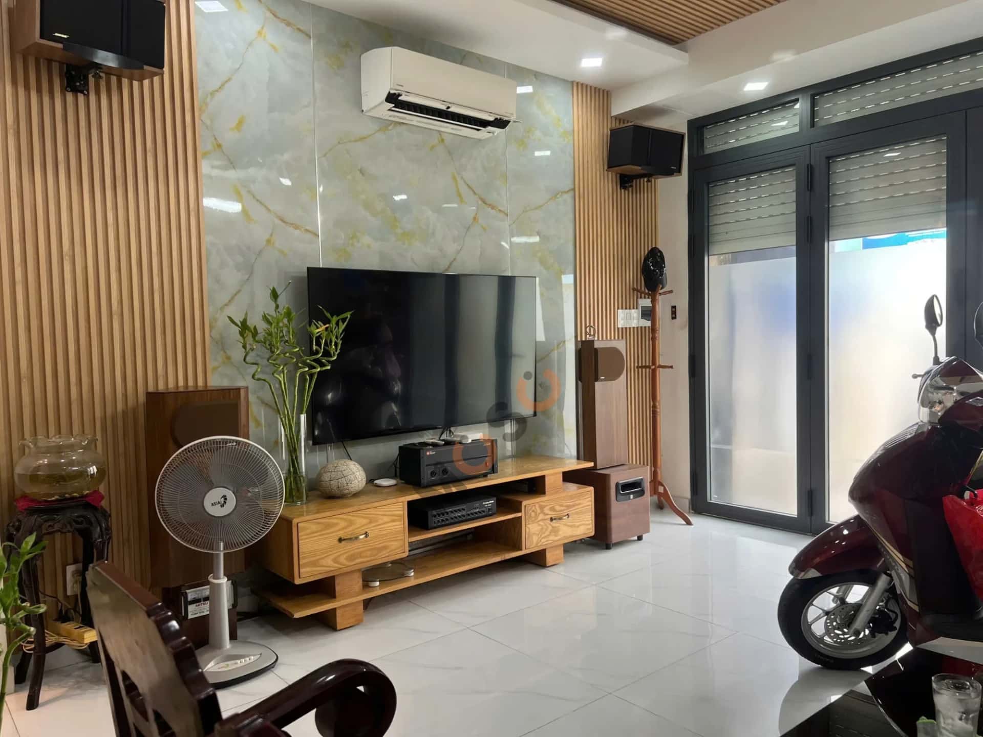 Bán nhà mặt tiền Dương Quảng Hàm Quận Gò Vấp, TP.HCM – 3 phòng ngủ, giá 13 tỷ — Hình 2