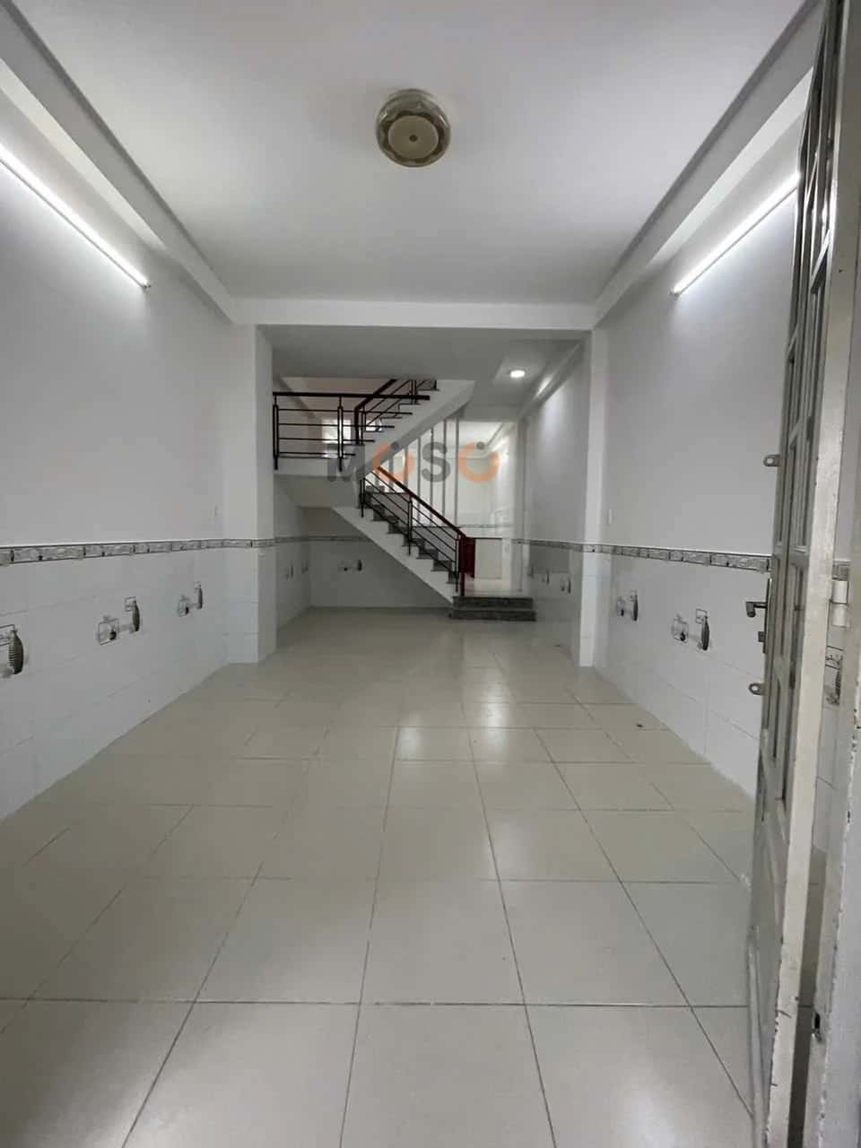 Bán nhà hẻm 25/3A Phú Thọ Quận 11, TP.HCM – 4 phòng ngủ, giá 6.6 tỷ — Hình 2 Bán nhà hẻm 25/3A Phú Thọ Quận 11, TP.HCM – 4 phòng ngủ, giá 6.6 tỷ — Hình 2