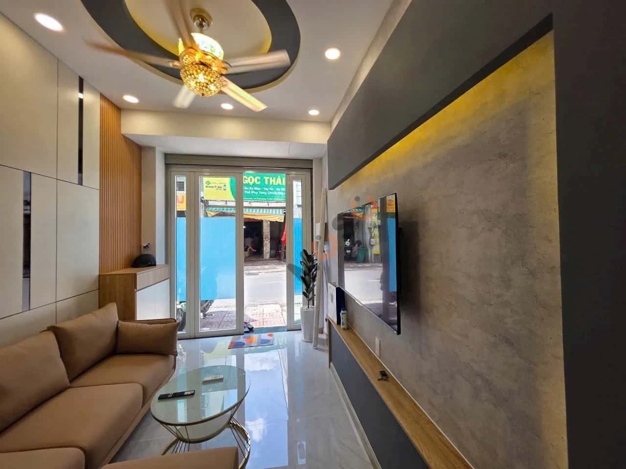 Bán nhà mặt tiền Nguyễn Trọng Tuyển Quận Phú Nhuận, TP.HCM – 2 phòng ngủ, giá 6 tỷ — Hình 3 Bán nhà mặt tiền Nguyễn Trọng Tuyển Quận Phú Nhuận, TP.HCM – 2 phòng ngủ, giá 6 tỷ — Hình 3