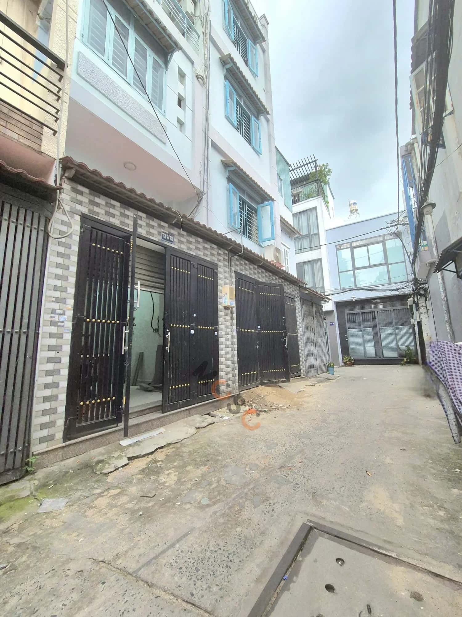 Bán nhà hẻm 737/78 Lạc Long Quân Quận Tân Bình, TP.HCM – 7 phòng ngủ, giá 5.7 tỷ — Hình 2 Bán nhà hẻm 737/78 Lạc Long Quân Quận Tân Bình, TP.HCM – 7 phòng ngủ, giá 5.7 tỷ — Hình 2