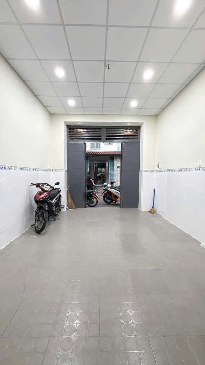 Bán nhà hẻm đường số 24 Quận Bình Tân, TP.HCM – 2 phòng ngủ, giá 4.3 tỷ — Hình 2 Bán nhà hẻm đường số 24 Quận Bình Tân, TP.HCM – 2 phòng ngủ, giá 4.3 tỷ — Hình 2
