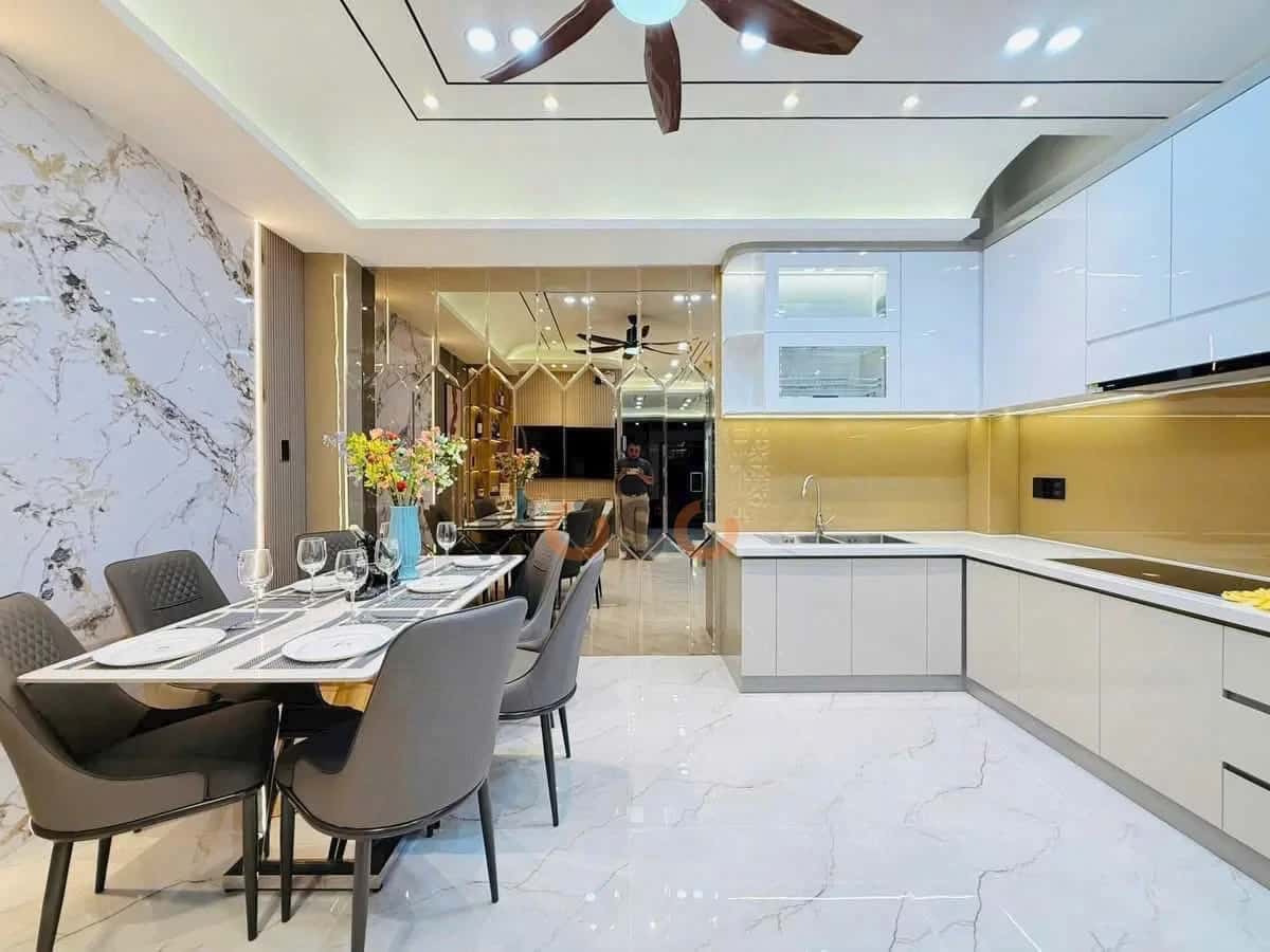 Bán nhà hẻm 688/38A Đường Quang Trung Quận Gò Vấp, TP.HCM – 4 phòng ngủ, giá 11.9 tỷ — Hình 2 Bán nhà hẻm 688/38A Đường Quang Trung Quận Gò Vấp, TP.HCM – 4 phòng ngủ, giá 11.9 tỷ — Hình 2
