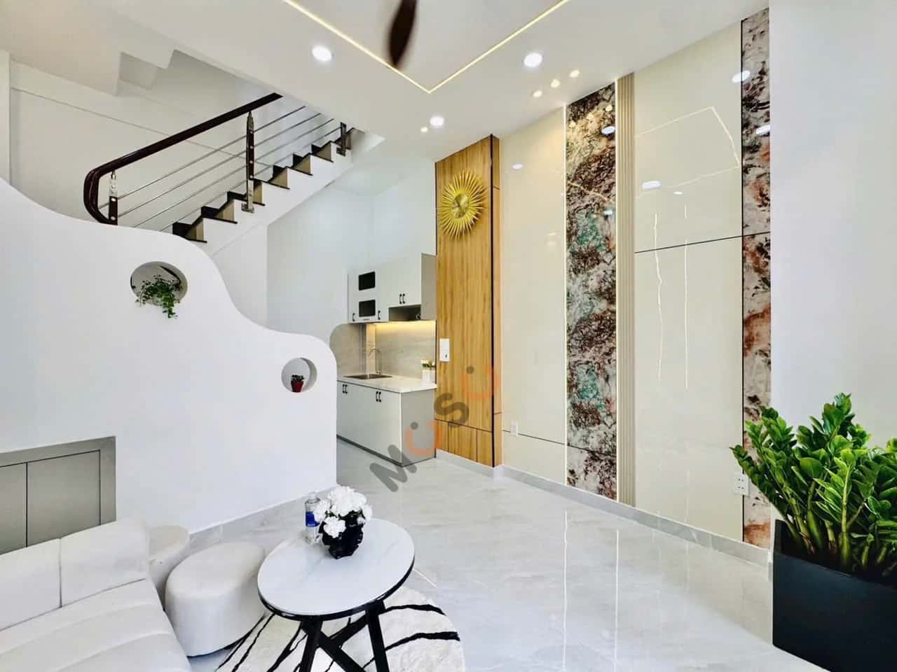 Bán nhà hẻm 316B Bùi Đình Tuý Quận Bình Thạnh, TP.HCM – 2 phòng ngủ, giá 5.5 tỷ — Hình 2 Bán nhà hẻm 316B Bùi Đình Tuý Quận Bình Thạnh, TP.HCM – 2 phòng ngủ, giá 5.5 tỷ — Hình 2