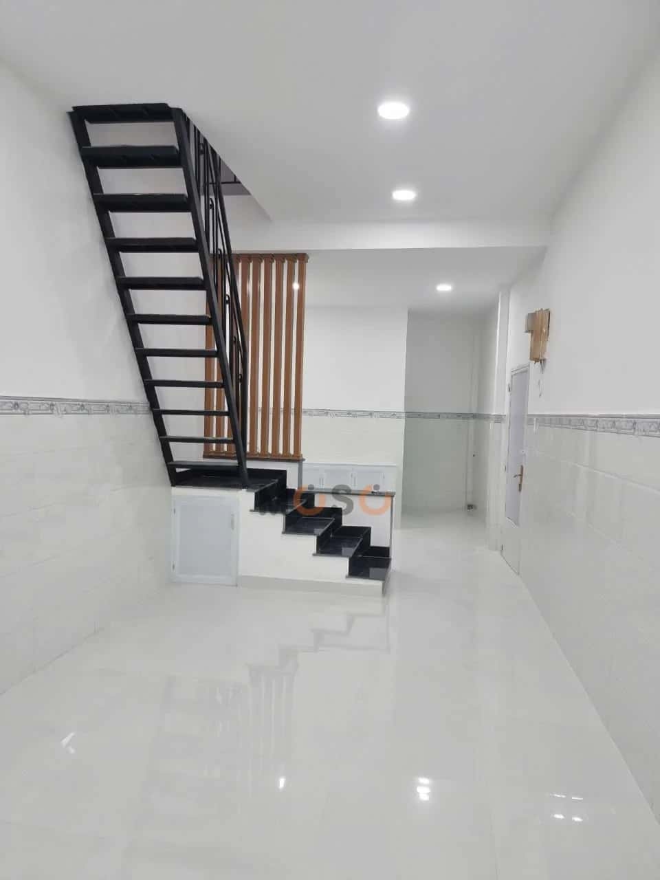Bán nhà hẻm 120/53 Trần Hưng Đạo Quận 1, TP.HCM – 1 phòng ngủ, giá 6 tỷ — Hình 2 Bán nhà hẻm 120/53 Trần Hưng Đạo Quận 1, TP.HCM – 1 phòng ngủ, giá 6 tỷ — Hình 2