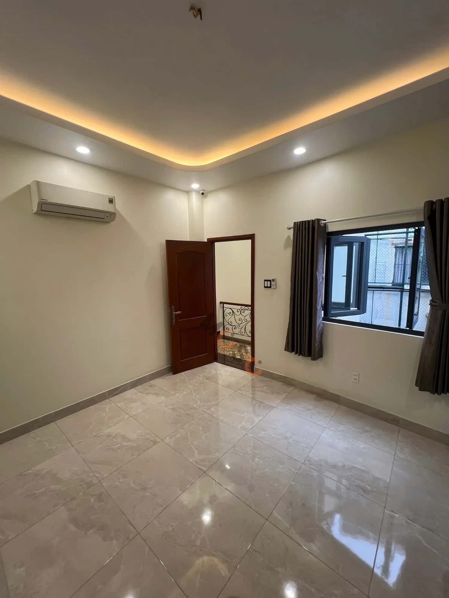 Bán nhà hẻm 121/4T Đường Trần Bình Trọng Quận 5, TP.HCM – 4 phòng ngủ, giá 9.8 tỷ — Hình 3 Bán nhà hẻm 121/4T Đường Trần Bình Trọng Quận 5, TP.HCM – 4 phòng ngủ, giá 9.8 tỷ — Hình 3
