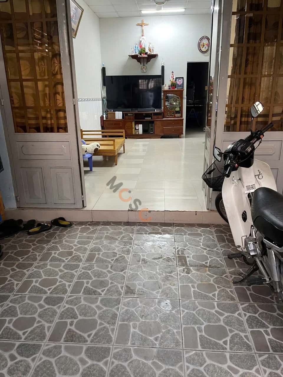 Bán nhà mặt tiền Hồng Sến Quận 9, TP.HCM – 2 phòng ngủ, giá 4.9 tỷ — Hình 2