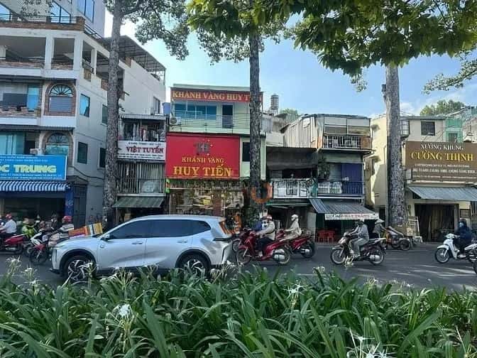 Cho thuê nhà hẻm đường Trần Phú Quận 5, TP.HCM – 2 phòng ngủ, giá 65 triệu