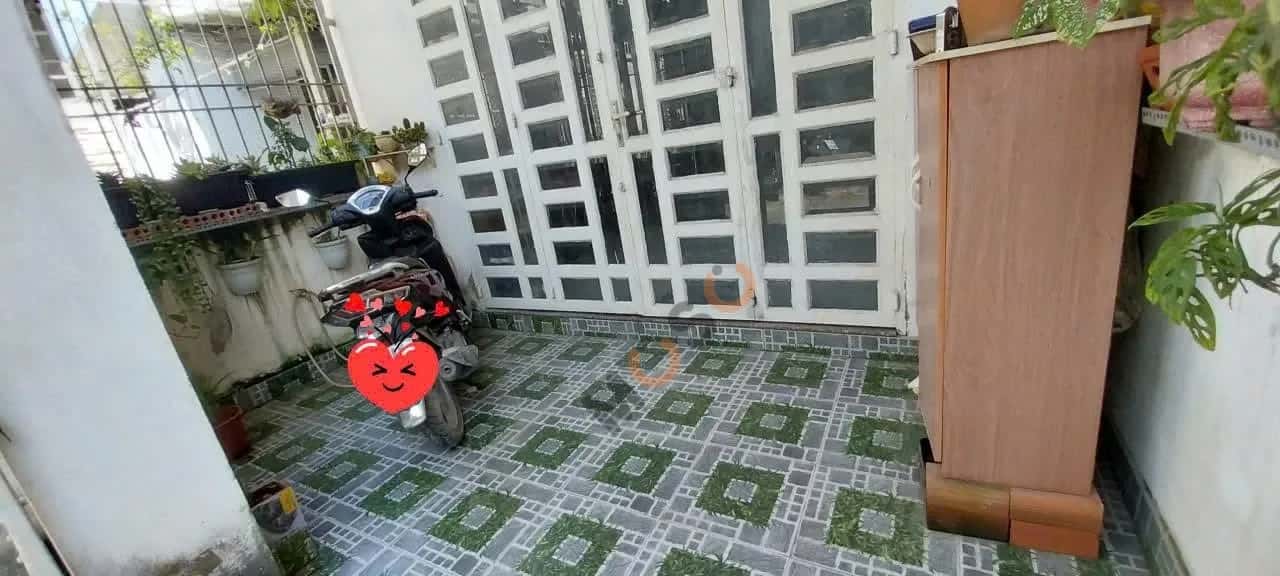 Bán nhà hẻm đường 12  Quận 9, TP.HCM – 2 phòng ngủ, giá 1.5 tỷ