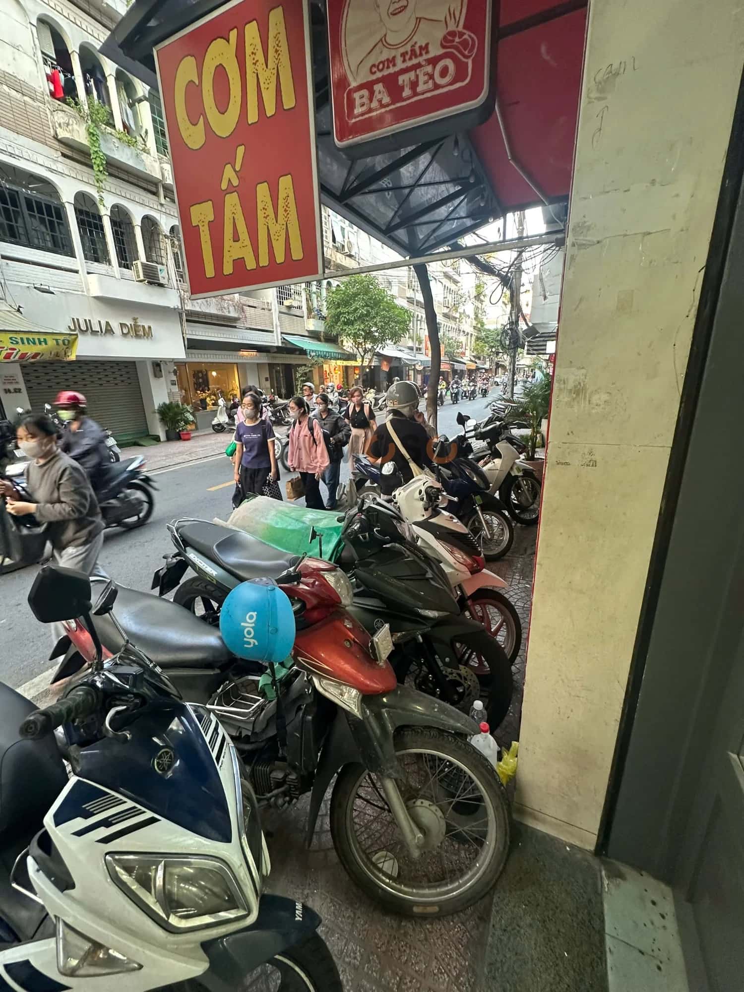 Cho thuê nhà mặt tiền đường số 45 Quận 4, TP.HCM – giá 12 triệu