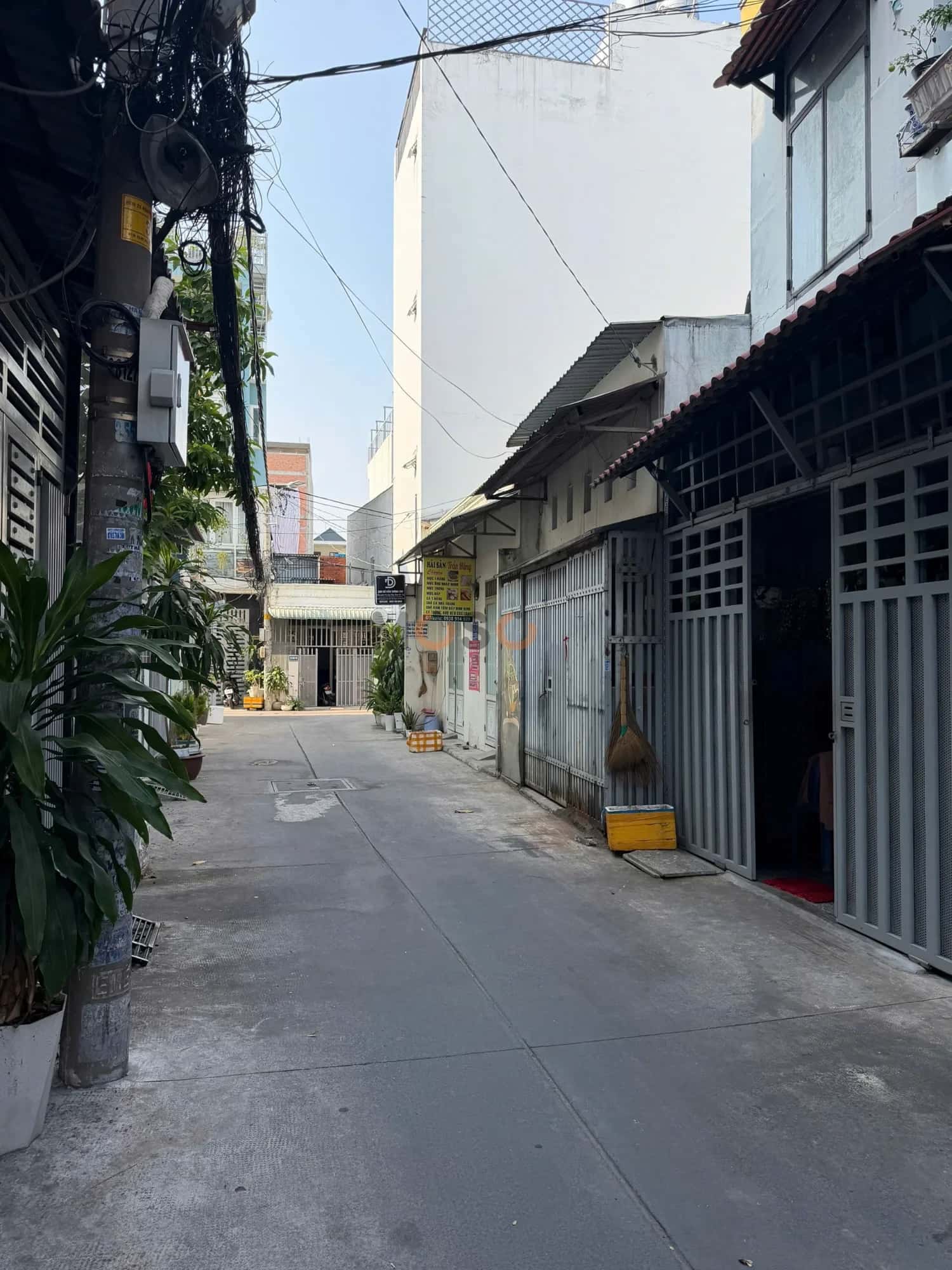 Bán nhà hẻm 23/80/4A Đường Nguyễn Hữu Tiến Quận Tân Phú, TP.HCM – 3 phòng ngủ, giá 5.3 tỷ — Hình 2 Bán nhà hẻm 23/80/4A Đường Nguyễn Hữu Tiến Quận Tân Phú, TP.HCM – 3 phòng ngủ, giá 5.3 tỷ — Hình 2