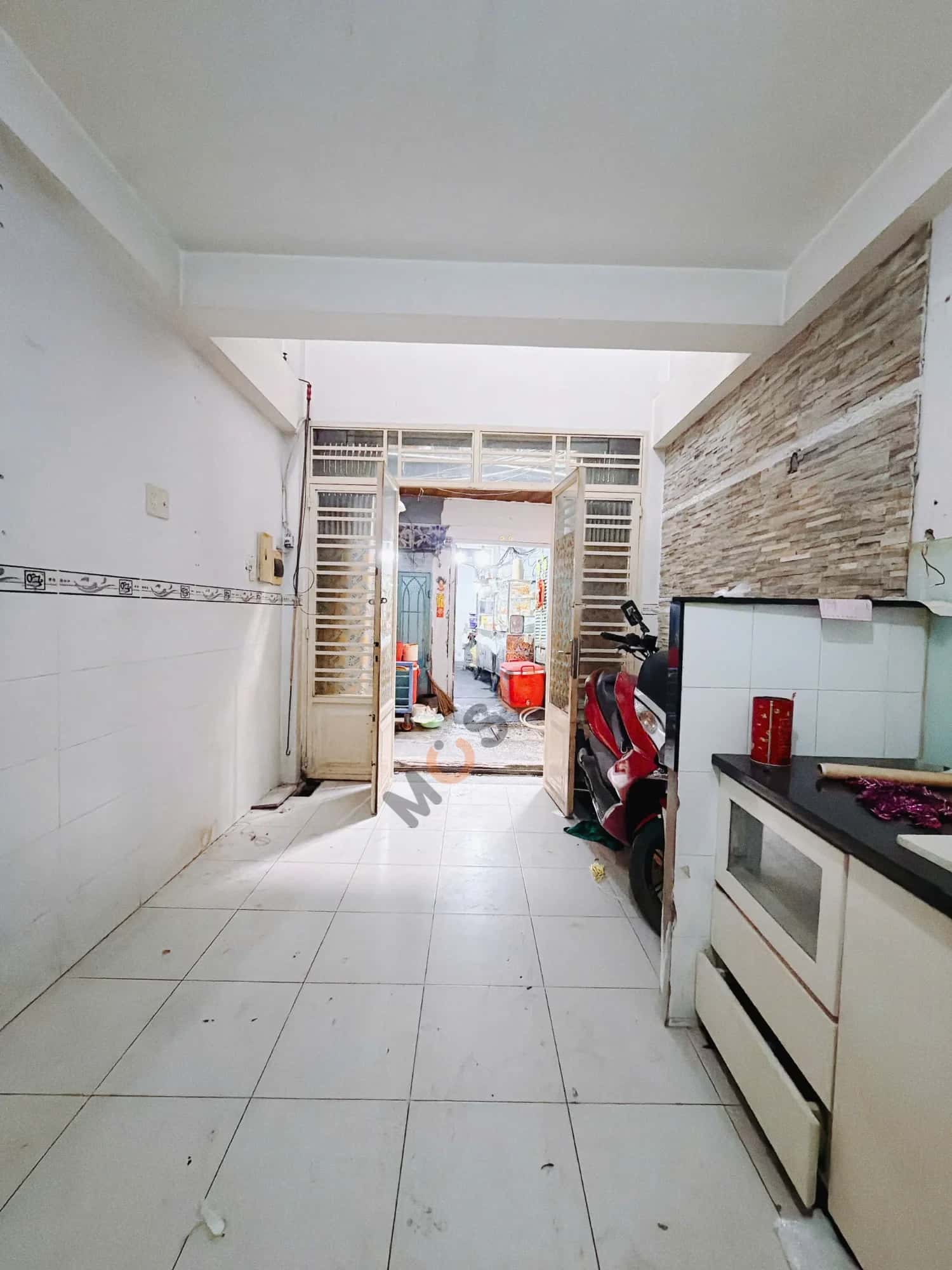 Bán nhà hẻm 242/10 Đường Tôn Đản Quận 4, TP.HCM – 3 phòng ngủ, giá 3.6 tỷ — Hình 3 Bán nhà hẻm 242/10 Đường Tôn Đản Quận 4, TP.HCM – 3 phòng ngủ, giá 3.6 tỷ — Hình 3