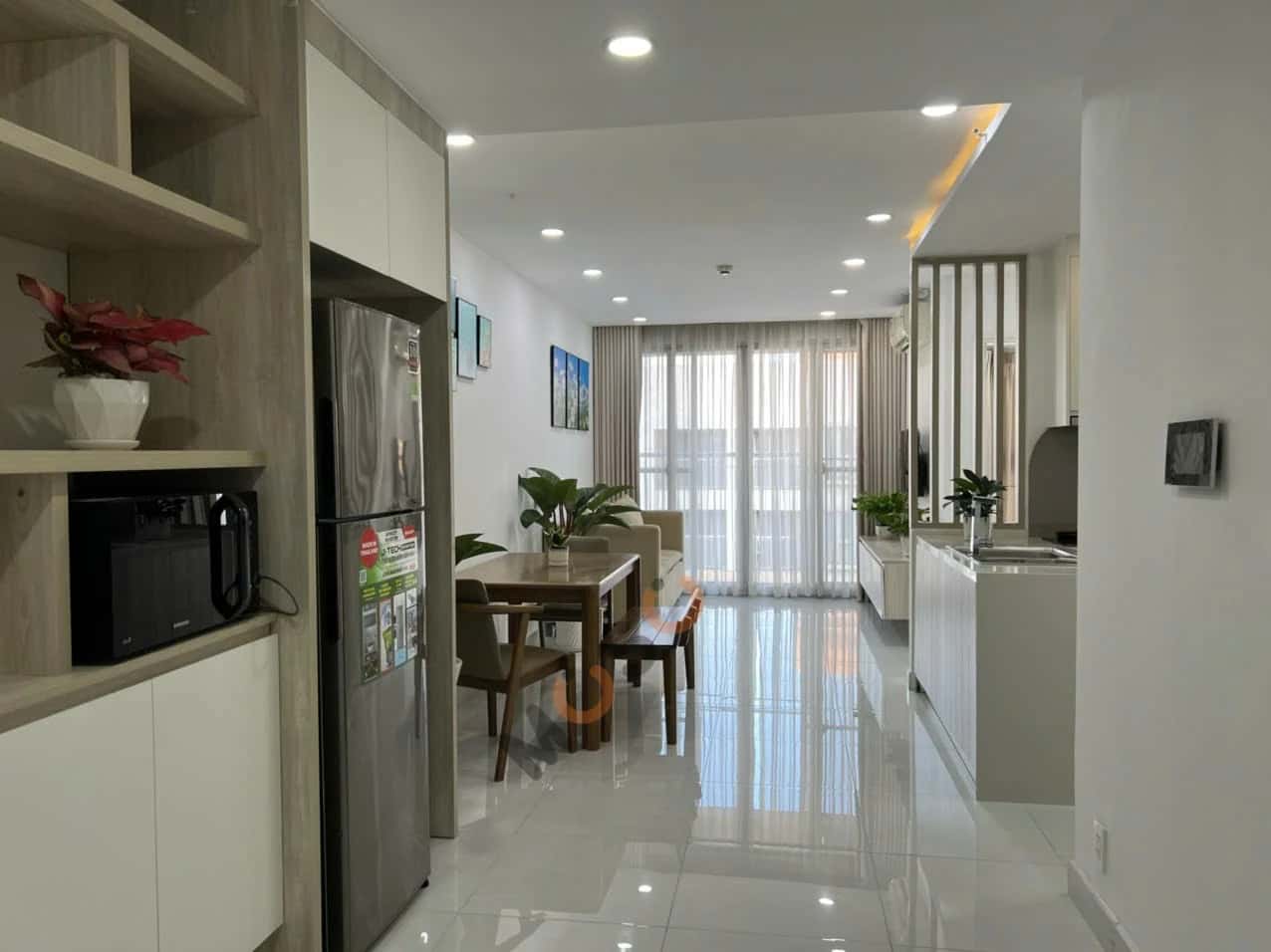 Cho thuê căn hộ chung cư Đường Nguyễn Văn Linh Quận 7, TP.HCM – 2 phòng ngủ, giá 20 triệu — Hình 2