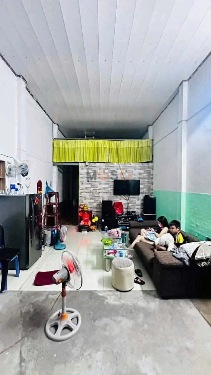 Bán nhà hẻm 80/20 Đường Lưu Chí Hiếu Quận Tân Phú, TP.HCM – 2 phòng ngủ, giá 7.7 tỷ — Hình 2 Bán nhà hẻm 80/20 Đường Lưu Chí Hiếu Quận Tân Phú, TP.HCM – 2 phòng ngủ, giá 7.7 tỷ — Hình 2