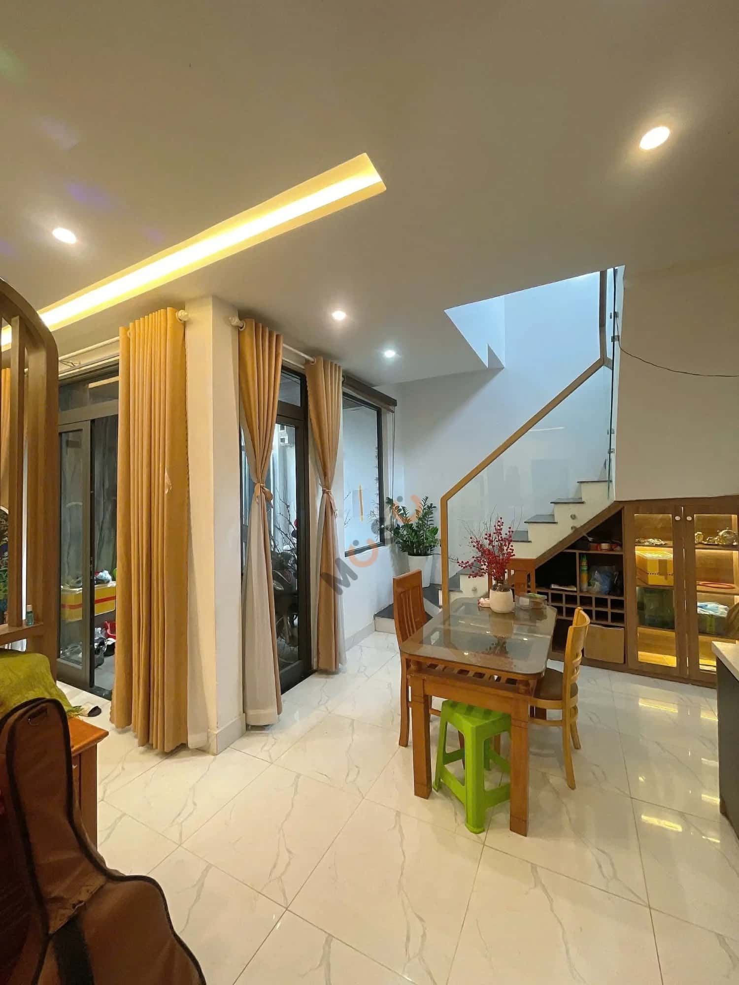 Bán nhà hẻm Lê Duẩn Quận Thanh Khê, TP. Đà Nẵng – 3 phòng ngủ, giá 3.3 tỷ — Hình 2 Bán nhà hẻm Lê Duẩn Quận Thanh Khê, TP. Đà Nẵng – 3 phòng ngủ, giá 3.3 tỷ — Hình 2