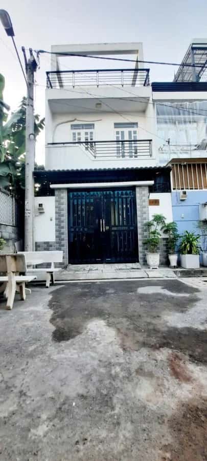 Bán nhà hẻm đường số 6 Thành phố Thủ Đức, TP.HCM – 3 phòng ngủ, giá 5.8 tỷ
