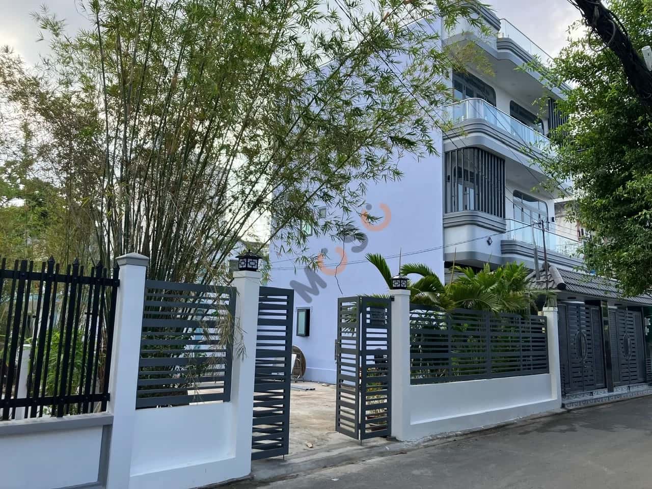 Cho thuê nhà mặt tiền Phan Văn Hớn Quận 12, TP.HCM – giá 25 triệu