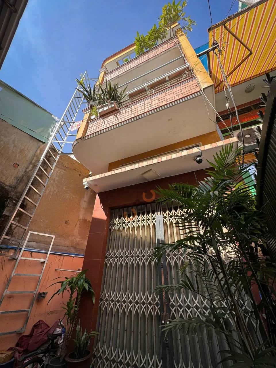 Cho thuê phòng trọ Đào Duy Từ Quận 10, TP.HCM – 1 phòng ngủ, giá 5 triệu