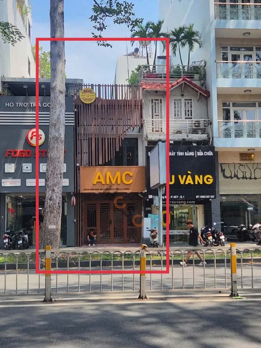 Bán nhà mặt tiền Trần Hưng Đạo  Quận 1, TP.HCM – 6 phòng ngủ, giá 41 tỷ — Hình 2
