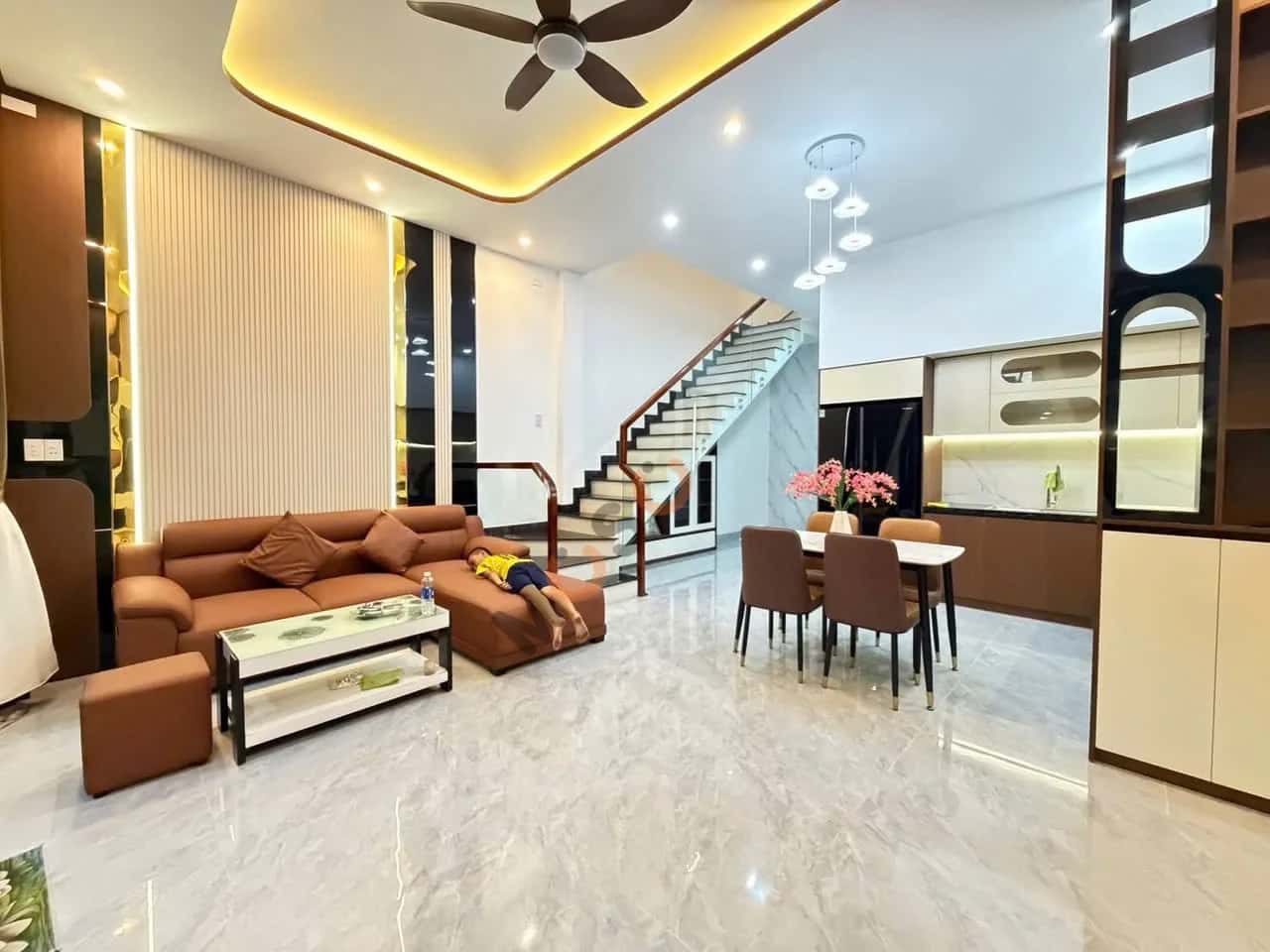 Bán nhà hẻm Dũng Sĩ Thanh Khê Quận Thanh Khê, TP. Đà Nẵng – 3 phòng ngủ, giá 5 tỷ — Hình 2