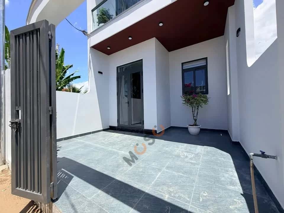 Bán nhà mặt tiền Xóm Cốm Huyện Diên Khánh, Khánh Hòa – 3 phòng ngủ, giá 2.6 tỷ — Hình 2