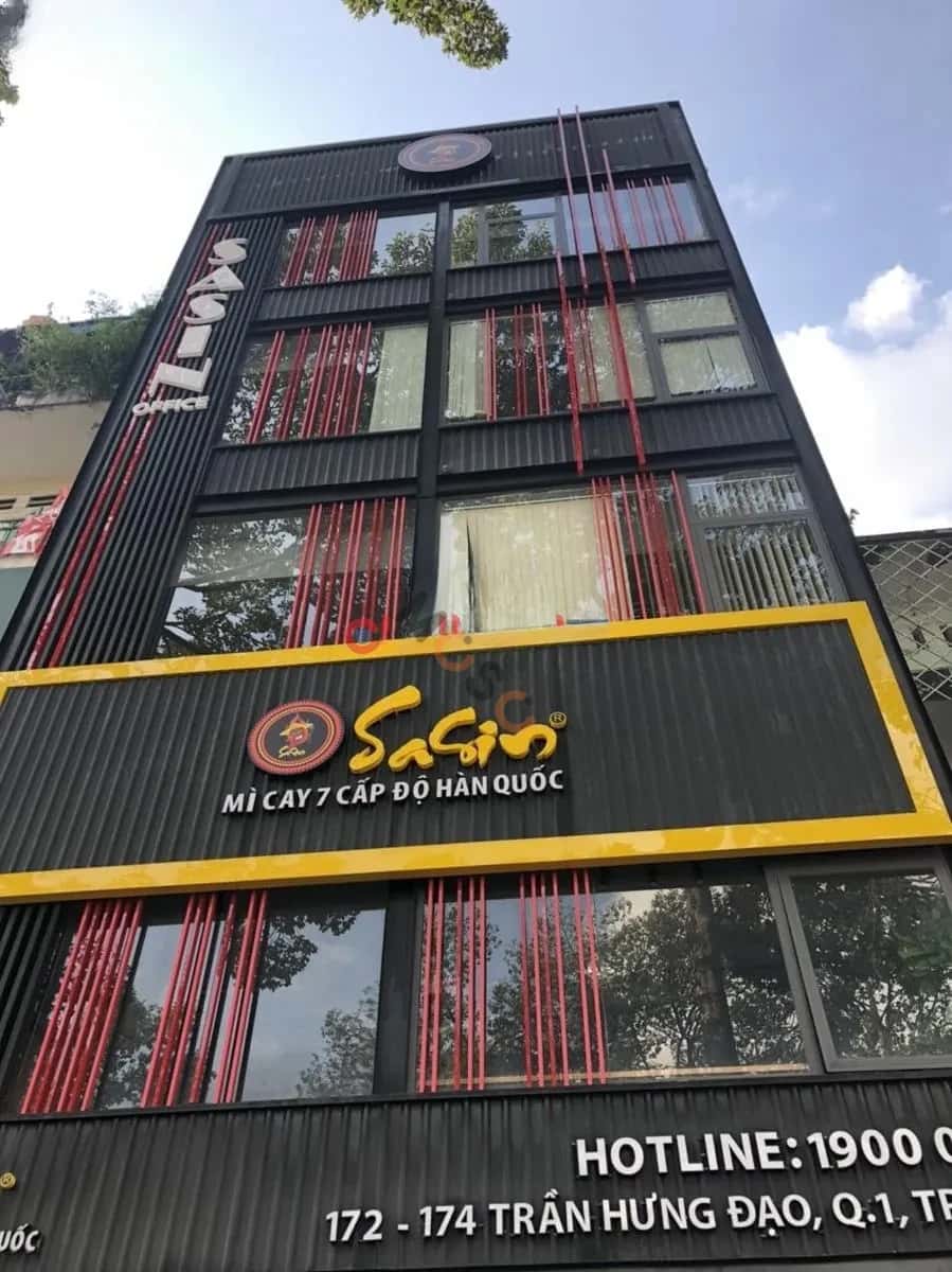 Cho thuê nhà mặt tiền Trần Hưng Đạo Quận 1, TP.HCM – giá 450 triệu — Hình 2